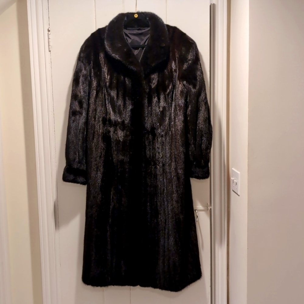 Vintage Mink Full Length Coat, Dark Mahogany. Fits like Large
